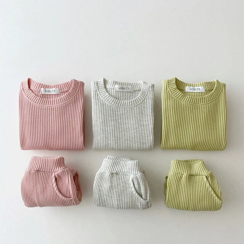 Ensemble sweat et pantalon tricoté