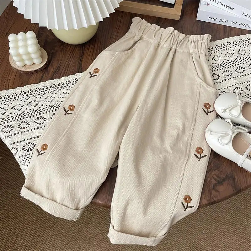 Pantalon en coton brodé