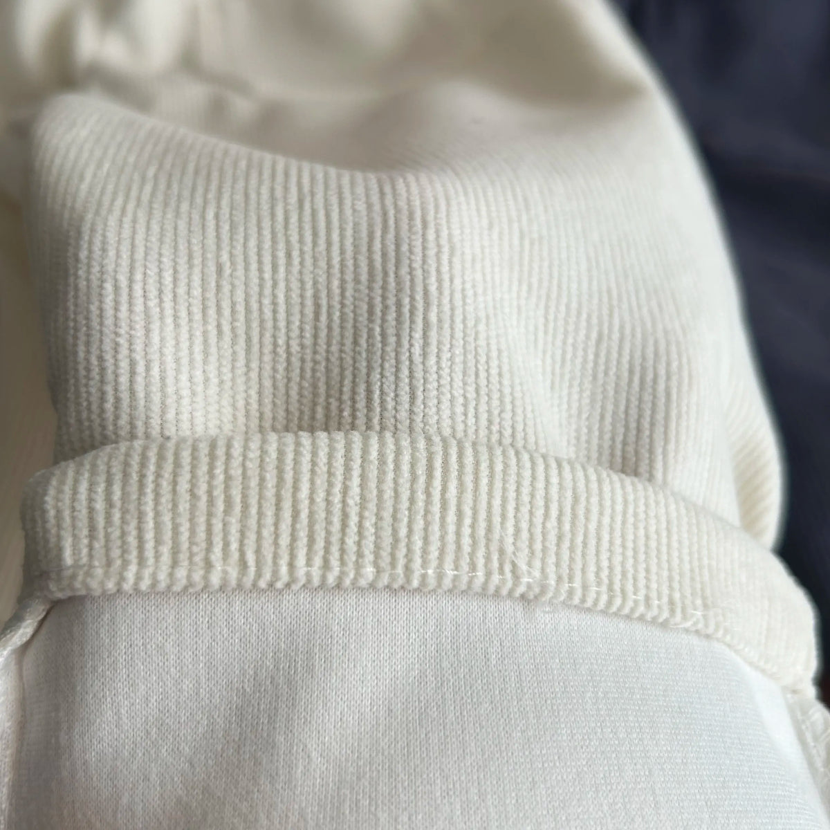 Pantalon ample en velours côtelé